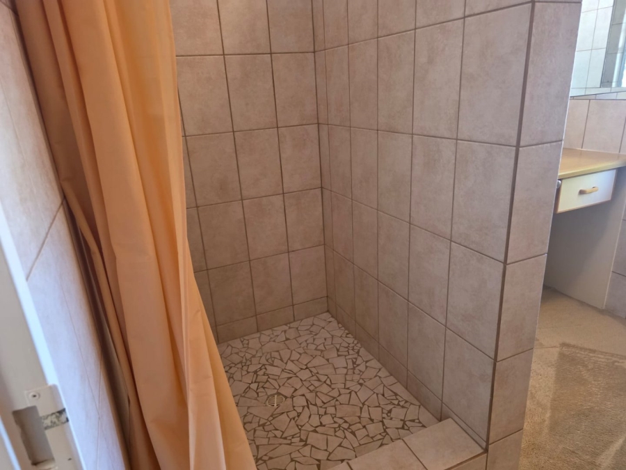  Bedroom Property for Sale in West Bank Western Cape